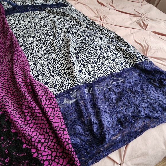 4 chemise size 12 to 14 - Picture 7 of 9